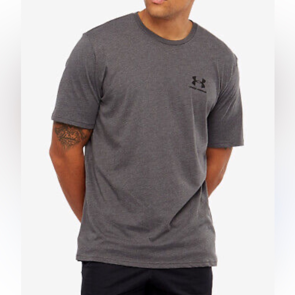 Under Armour Men’s Shirt Medium‎ Gray Loose Fit Heatgear